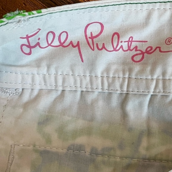 Lilly Pulitzer ~ The Callahan Short  ~ Size 0 ~ Pink/Blue/Green/White - Picture 3 of 4